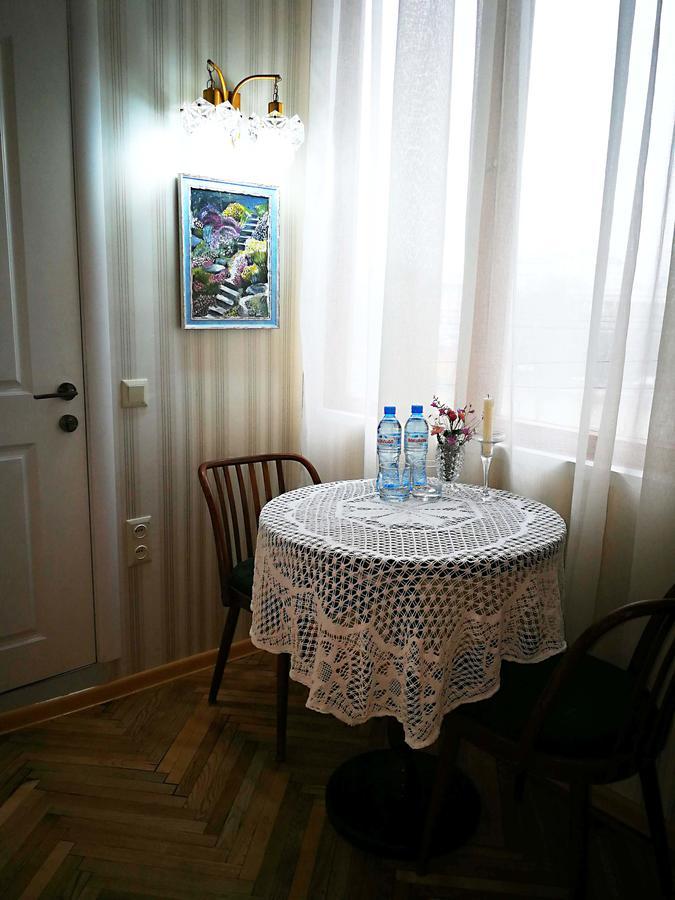 Simon'S Apartment Tbilisi Ngoại thất bức ảnh